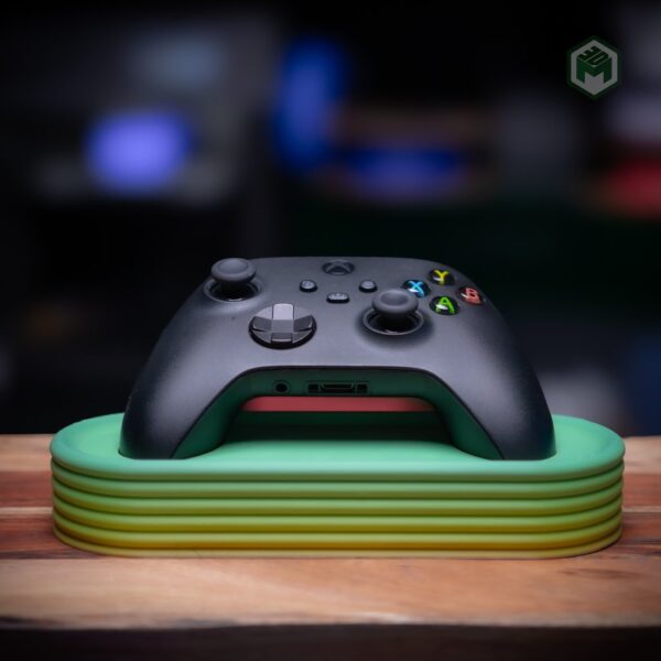 Top 5 accessories worth buying for your PS5 2 Xbox One / PS5 Controller