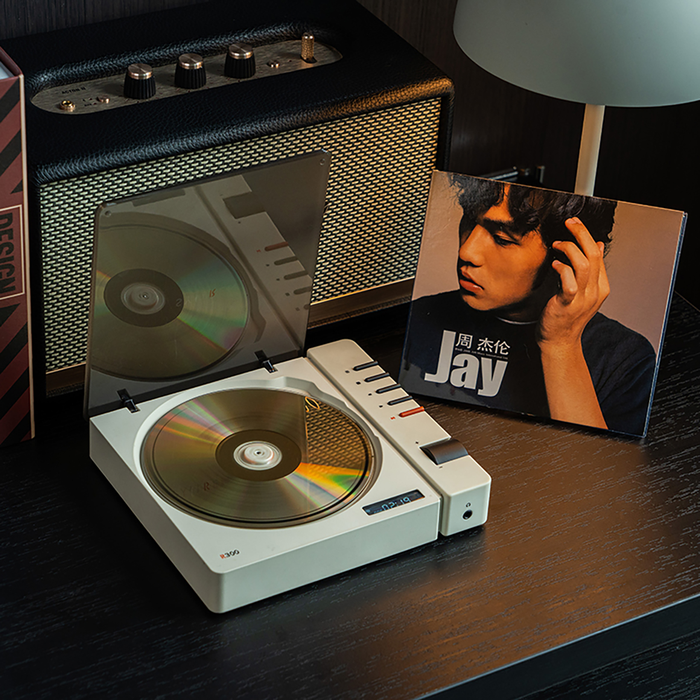 CD Player R300 Retro Bluetooth 3 CD Player R300 Retro Bluetooth - Image 3