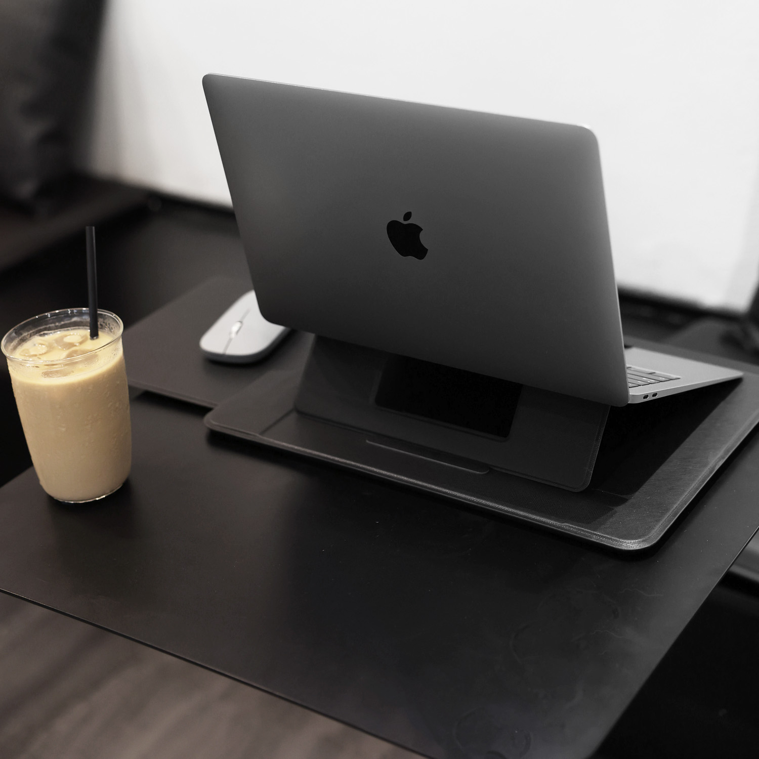 Laptop Desk - 3 Adjustable Positions 3 Laptop Desk - 3 Adjustable Positions - Image 3